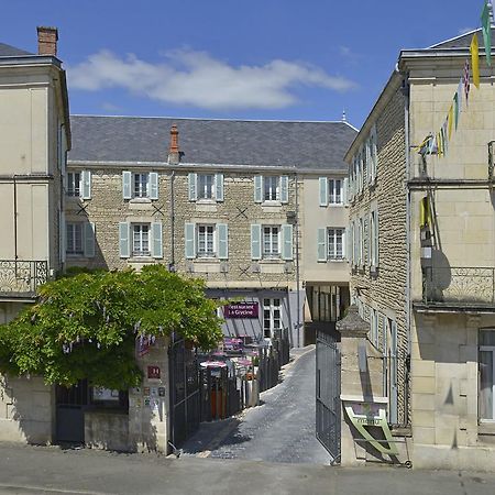 Logis Hotel-Restaurant Le Fontarabie Fontenay-le-Comte Exterior photo
