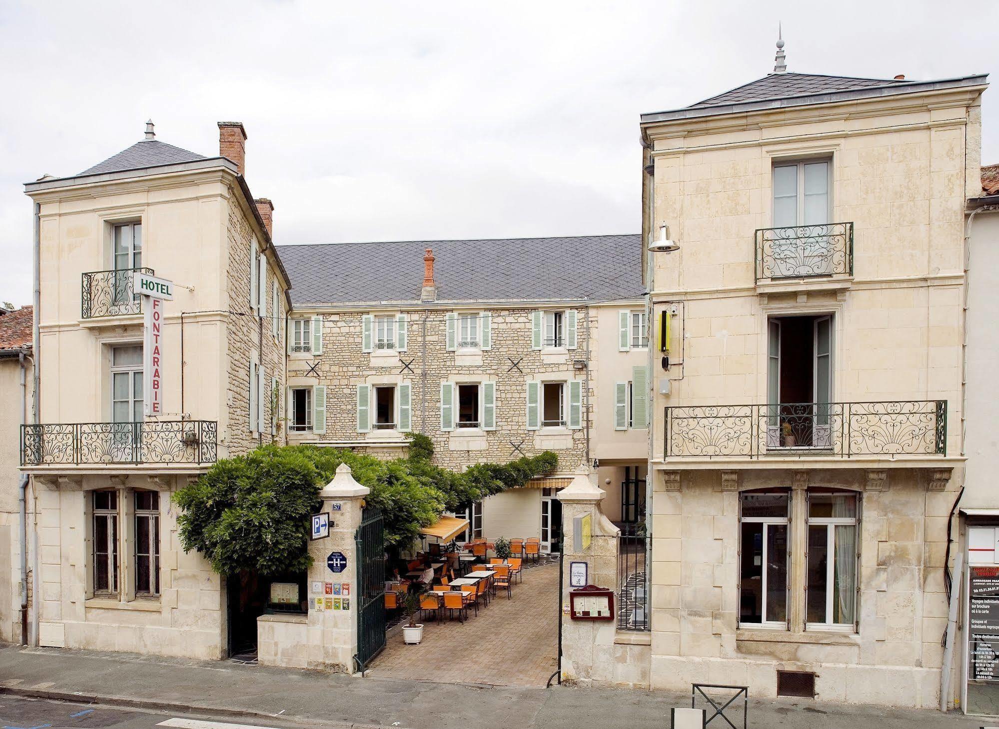 Logis Hotel-Restaurant Le Fontarabie Fontenay-le-Comte Exterior photo